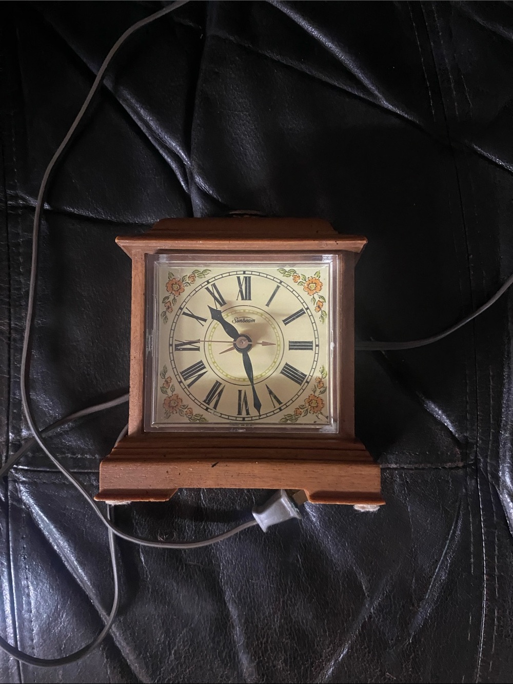 Vintage Sunbeam floral clock